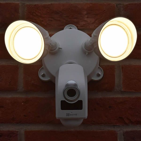 Ezviz outdoor floodlight camera online